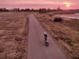 © -- Ride4Respect: Veganerin radelt von Wien nach Hawaii