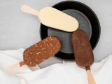 © -- Erfrischung an heißen Sommertagen: Veganes Eis im Supermarkt