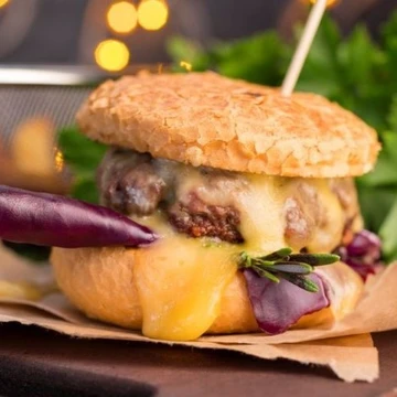 © -- Faktencheck: Wie gesund sind pflanzliche Fleisch- und Milchprodukte?