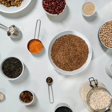 © -- Fleisch- und Milchalternativen unter der Lupe: Vorteile für Umwelt, Ernährung und Gesundheit, Verbesserungspotenzial beim Preis