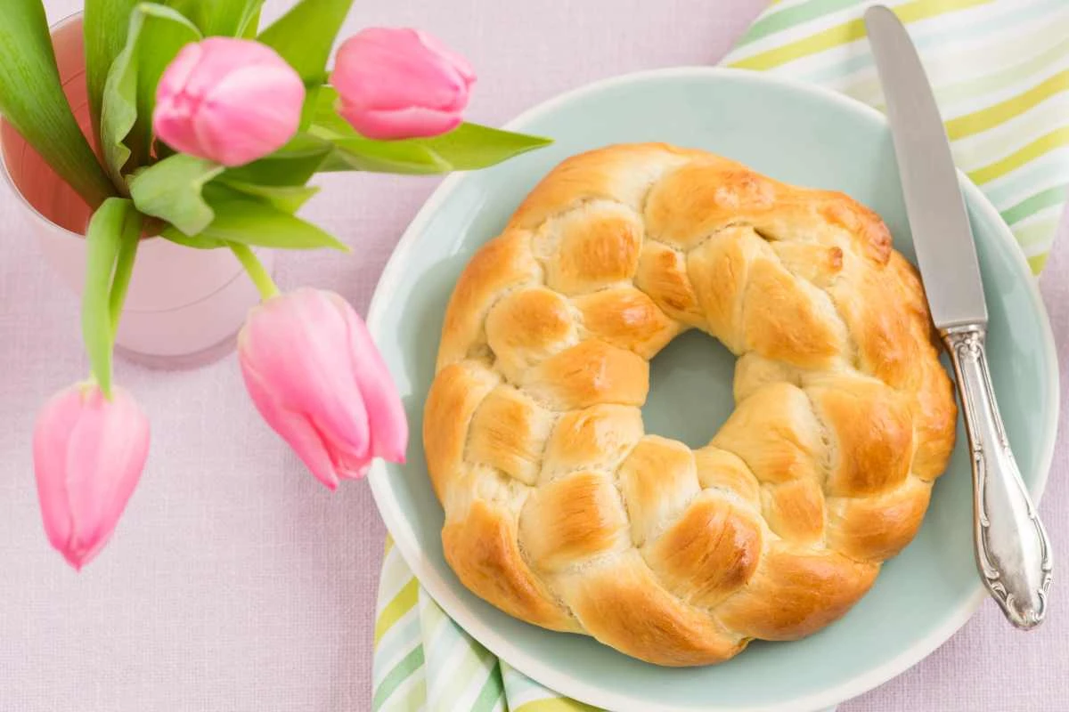 ostern_veganer_hefezopf.jpg